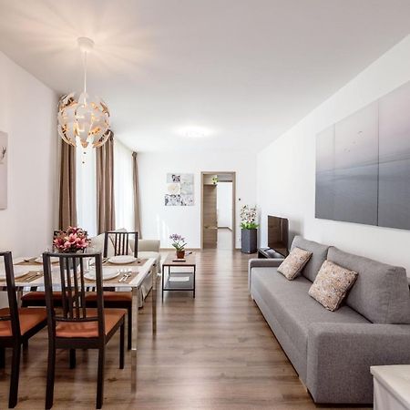 211 / 1 Bedroom / Modern Condo In City Center Budapest Eksteriør billede